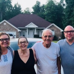 Meet your Posher, Justin